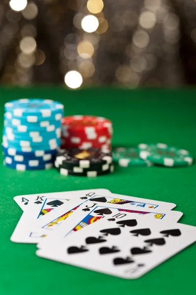 slot macau188 mobile app interface showing slots and live casino options